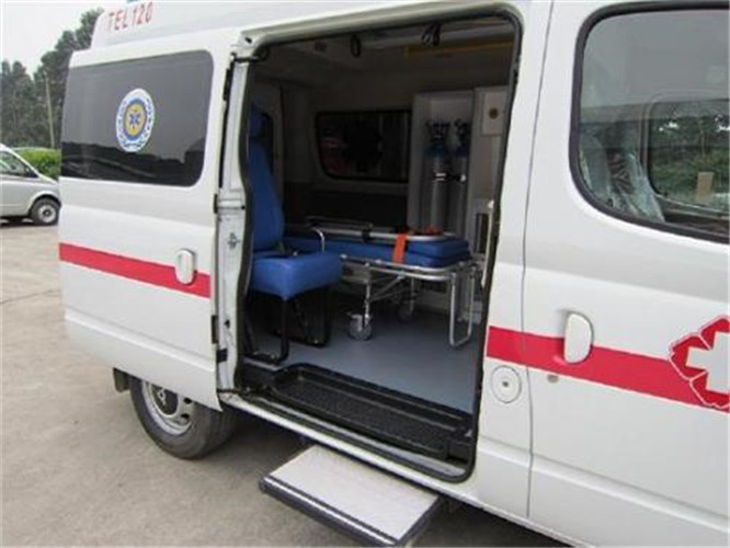 云安救护车出租服务案例7